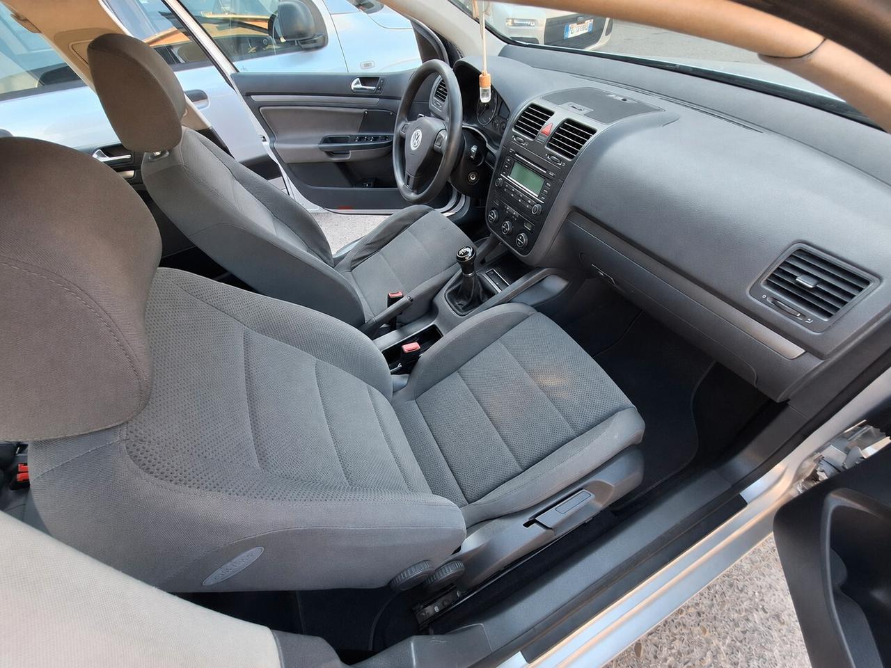 Volkswagen Golf 2.0 16V TDI 5p. Comfortline NEOPATENTATI OCCASIONE