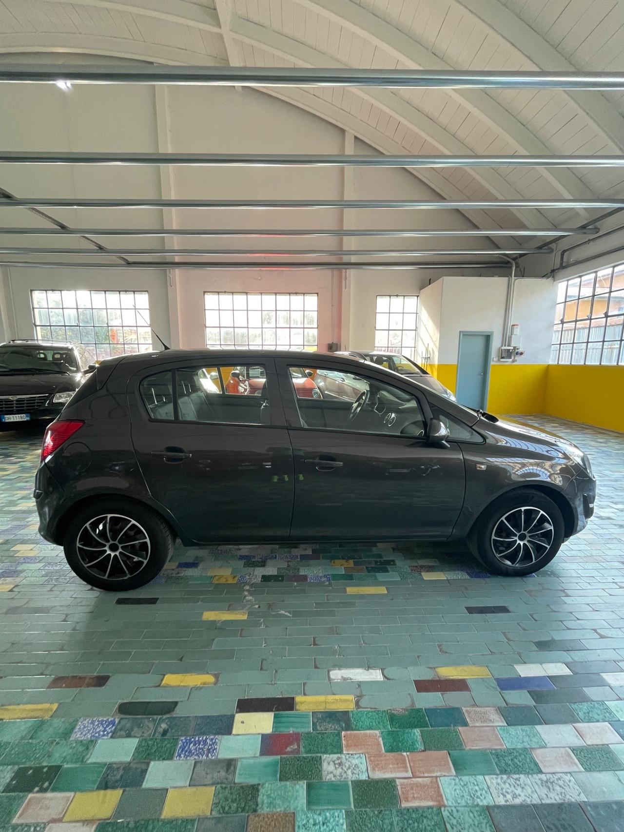 Opel Corsa 1.3 CDTI 75CV GANCIO TRAINO