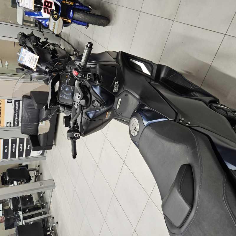 Yamaha T-Max 560 - 2023