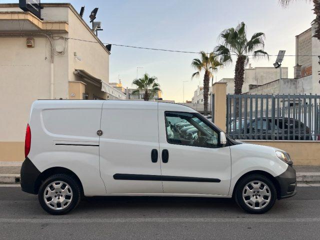 FIAT Doblo' MAXI DOPPIA PORTA LATERALE CON SCAFFALA