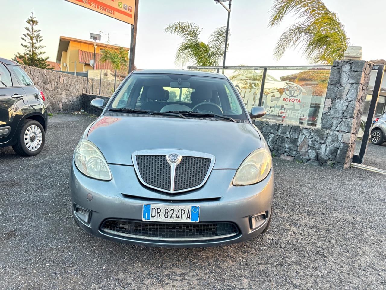 Lancia Ypsilon 1.2 Argento