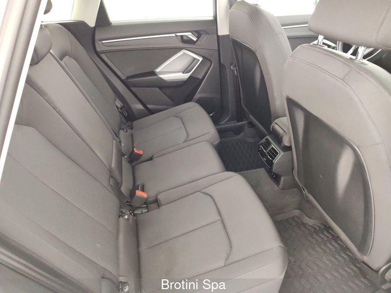 Audi Q3 Q3 45 TFSI e S tronic S line edition
