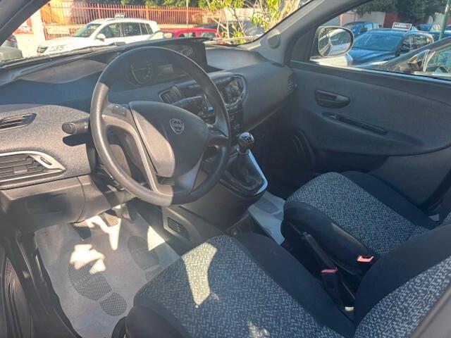 Lancia Ypsilon Finanziabile Garanzia Anche permuta