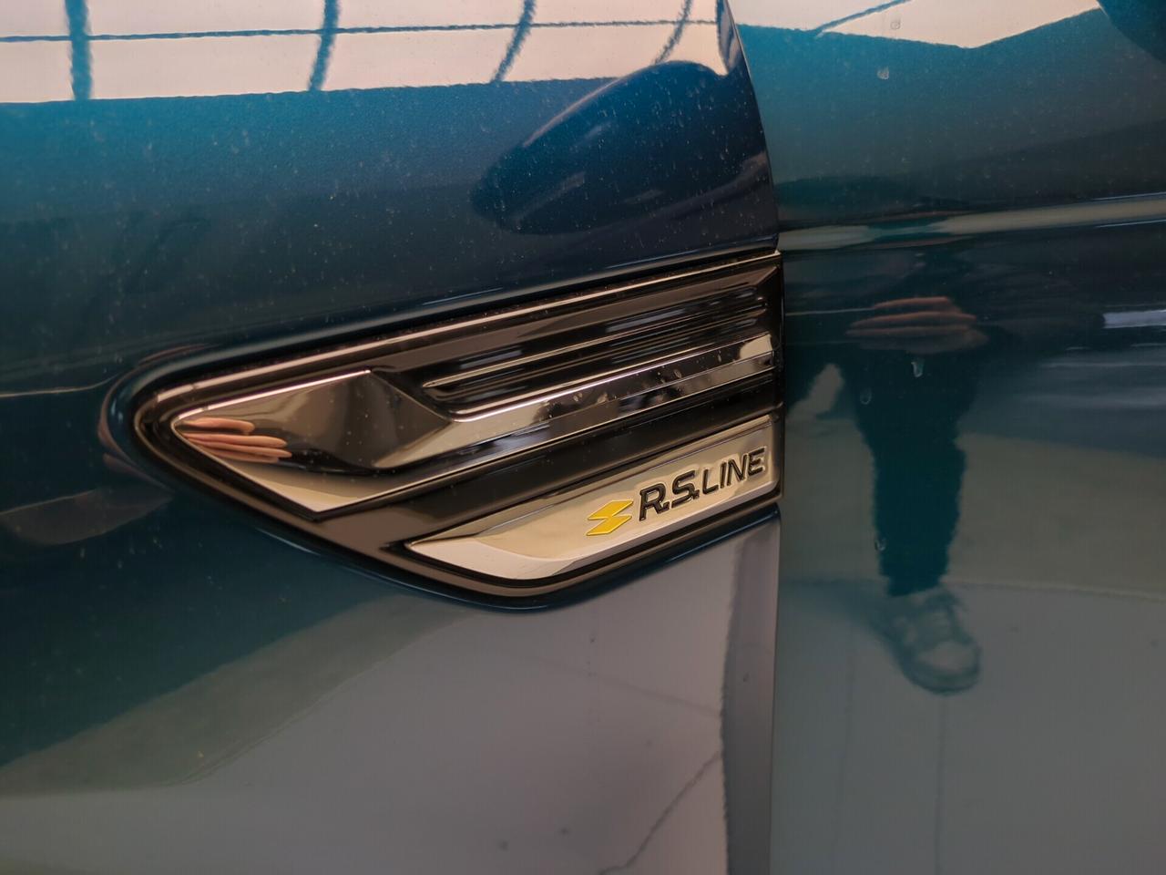 Renault Arkana Hybrid E-Tech 145 CV R.S. Line