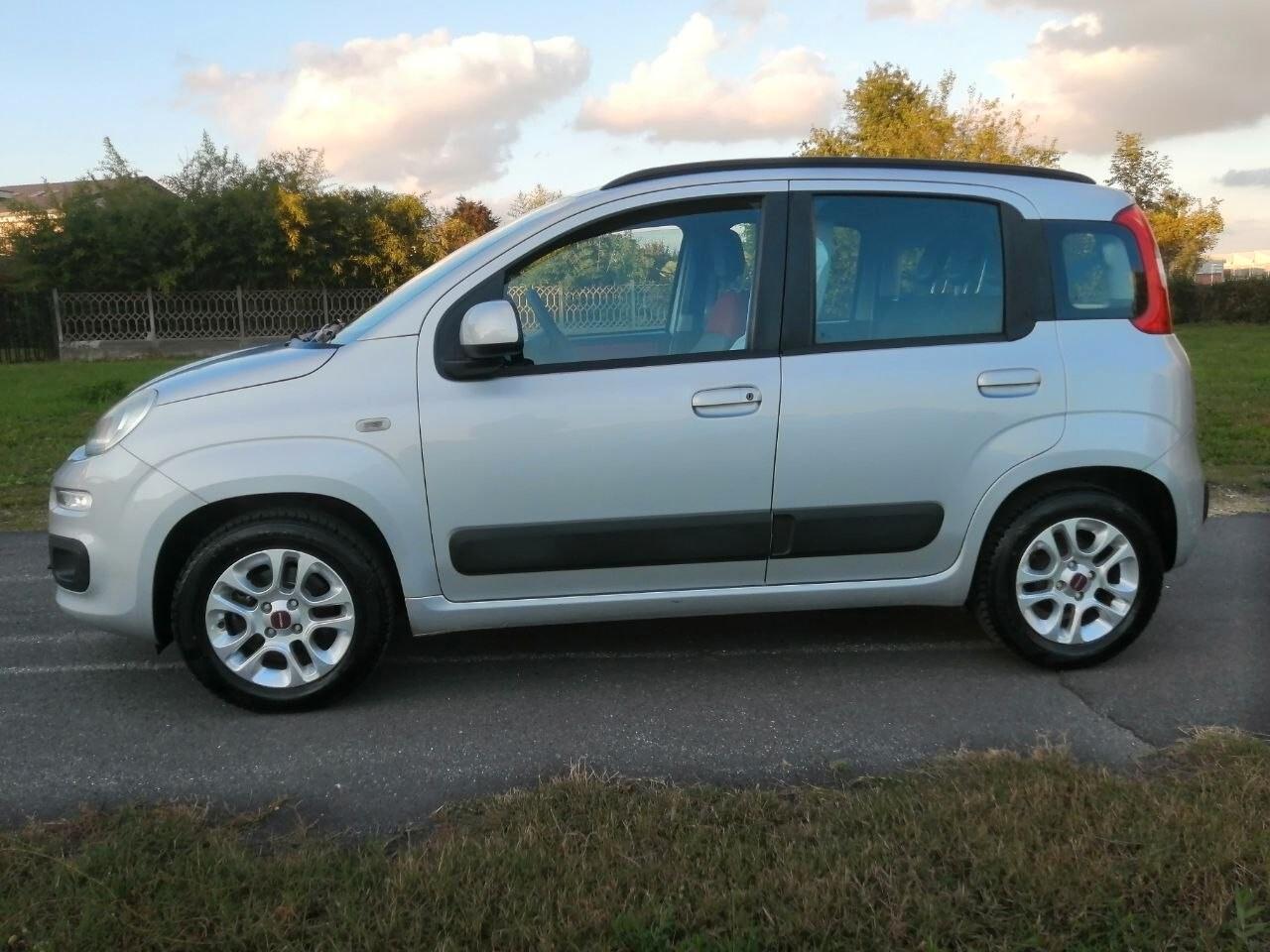 Fiat Panda 1.2 Lounge 5 posti