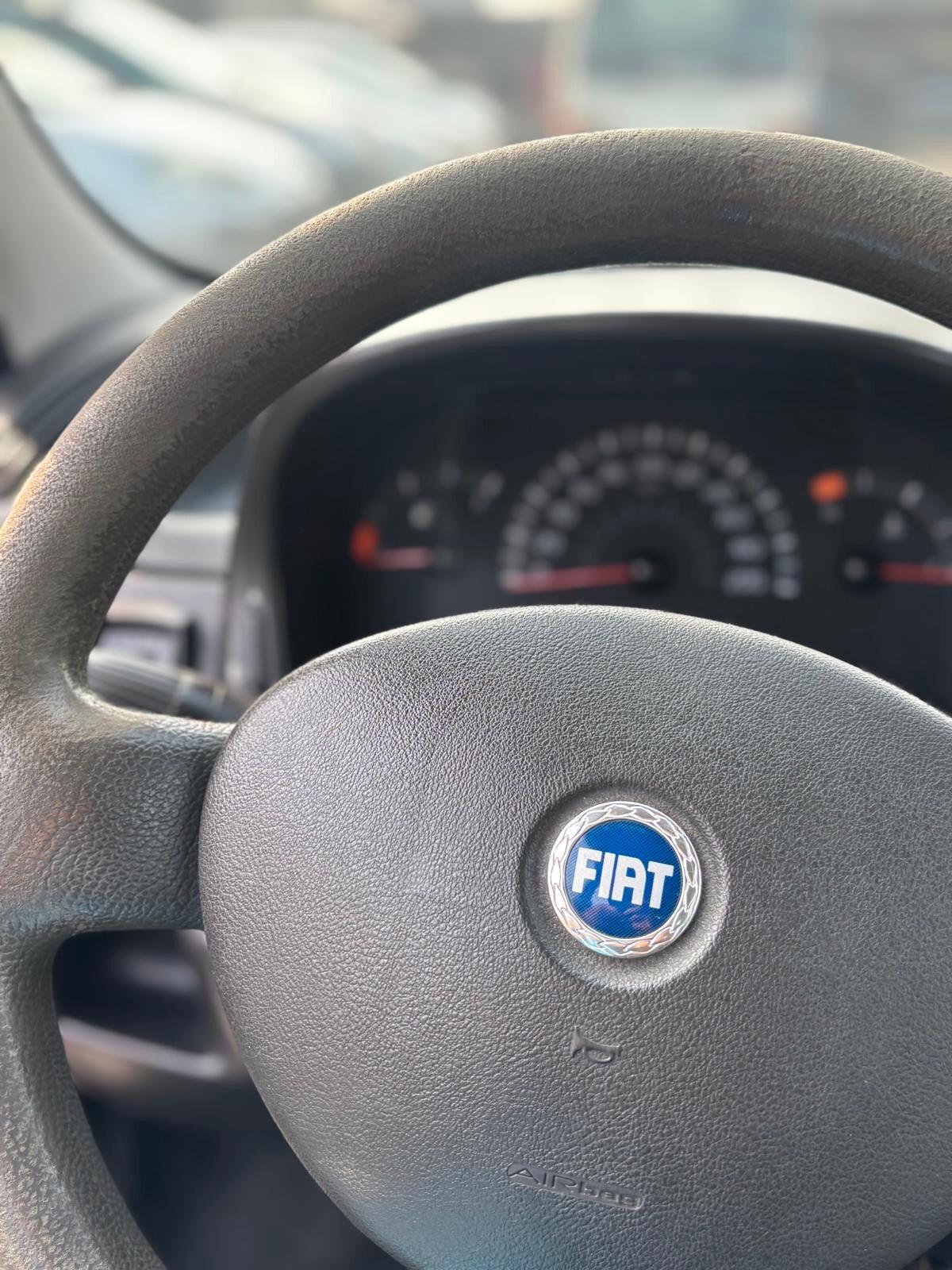 Fiat Punto 1.2 5 porte Active Natural Power