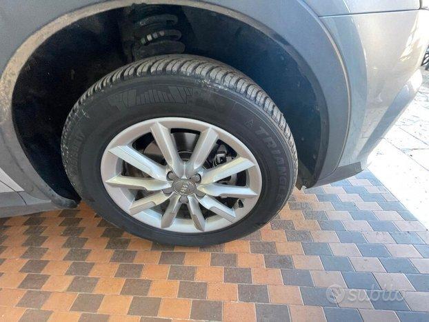 AUDI Q3 Q3 2.0 TDI 150 CV quattro Business