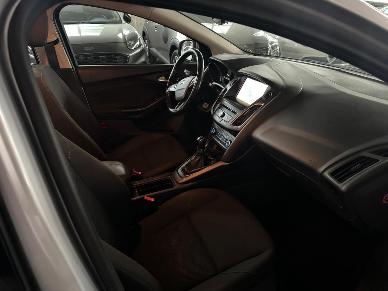 Ford Focus 1.6 120 CV GPL SW Plus