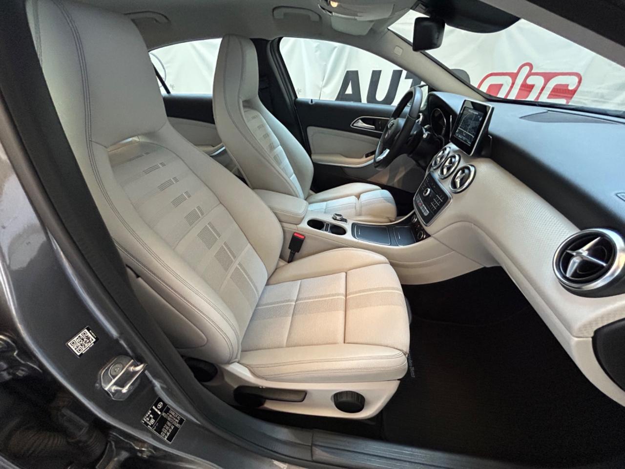 Mercedes-benz A 180 d Automatic Premium