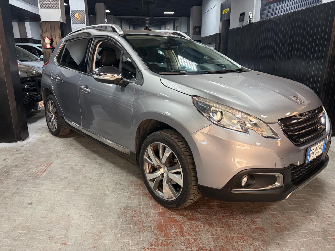 Peugeot 2008 BlueHDi 100 Allure