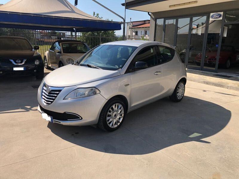 Lancia Ypsilon 1.3MJT 95CV anno 2015