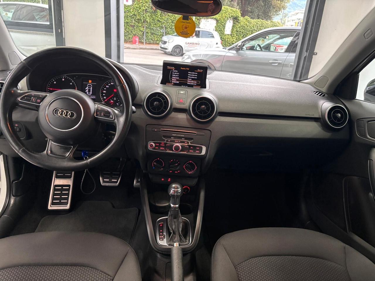 AUDI A1 SPORTBACK 1.4 TDI S-TRONIC S-LINE