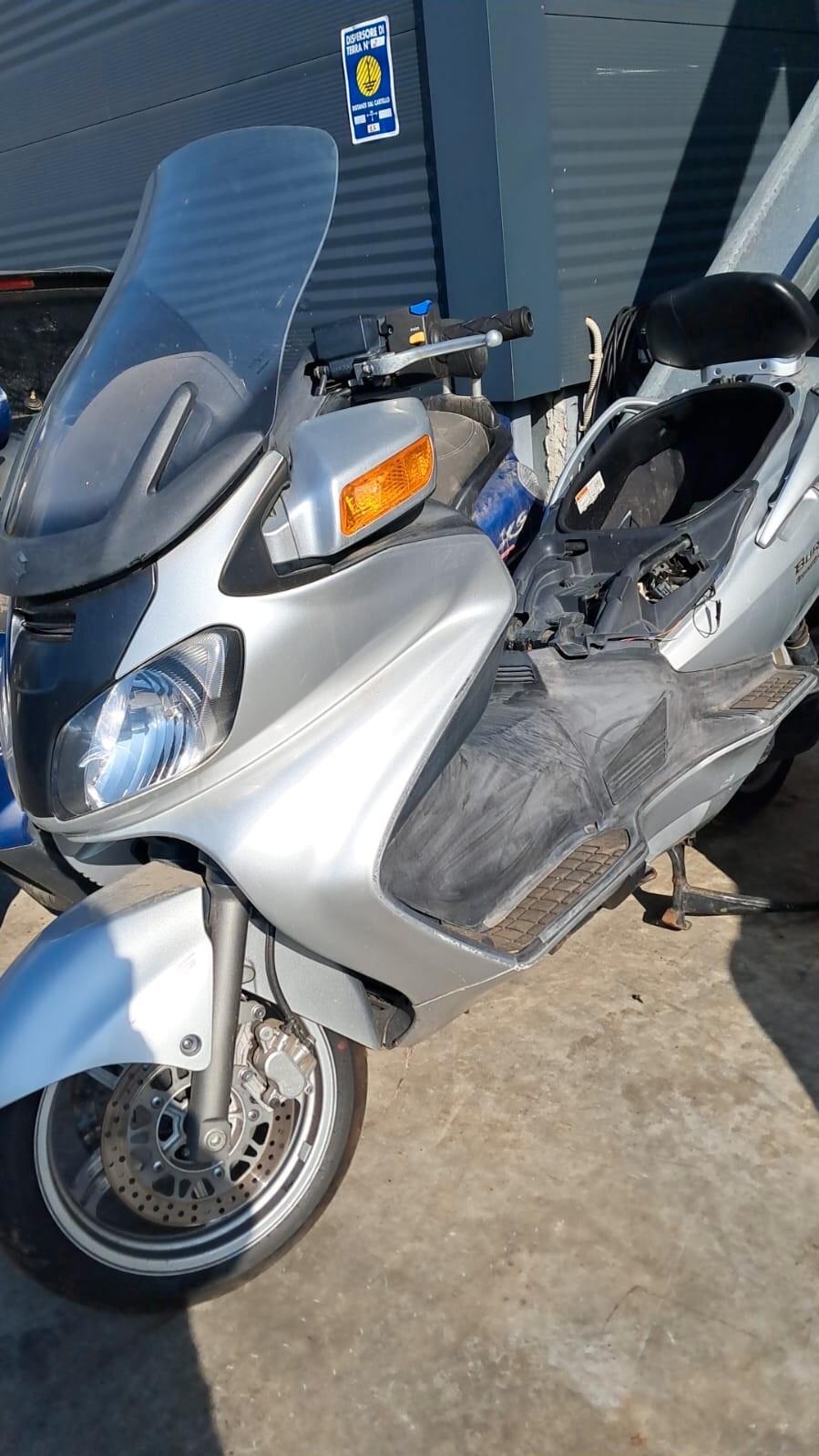 Suzuki Burgman per ricambi