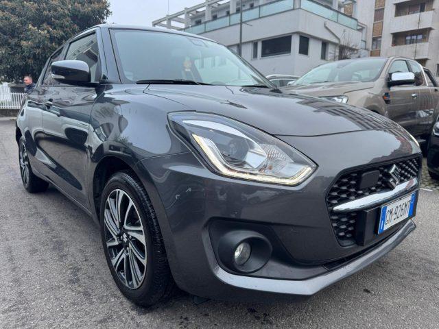 SUZUKI Swift 1.2 Hybrid Top