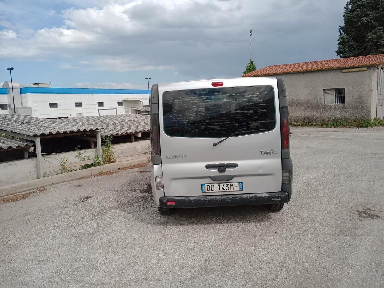 Renault Trafic T27 2.0 dCi/90 PC-TN Passenger Confort