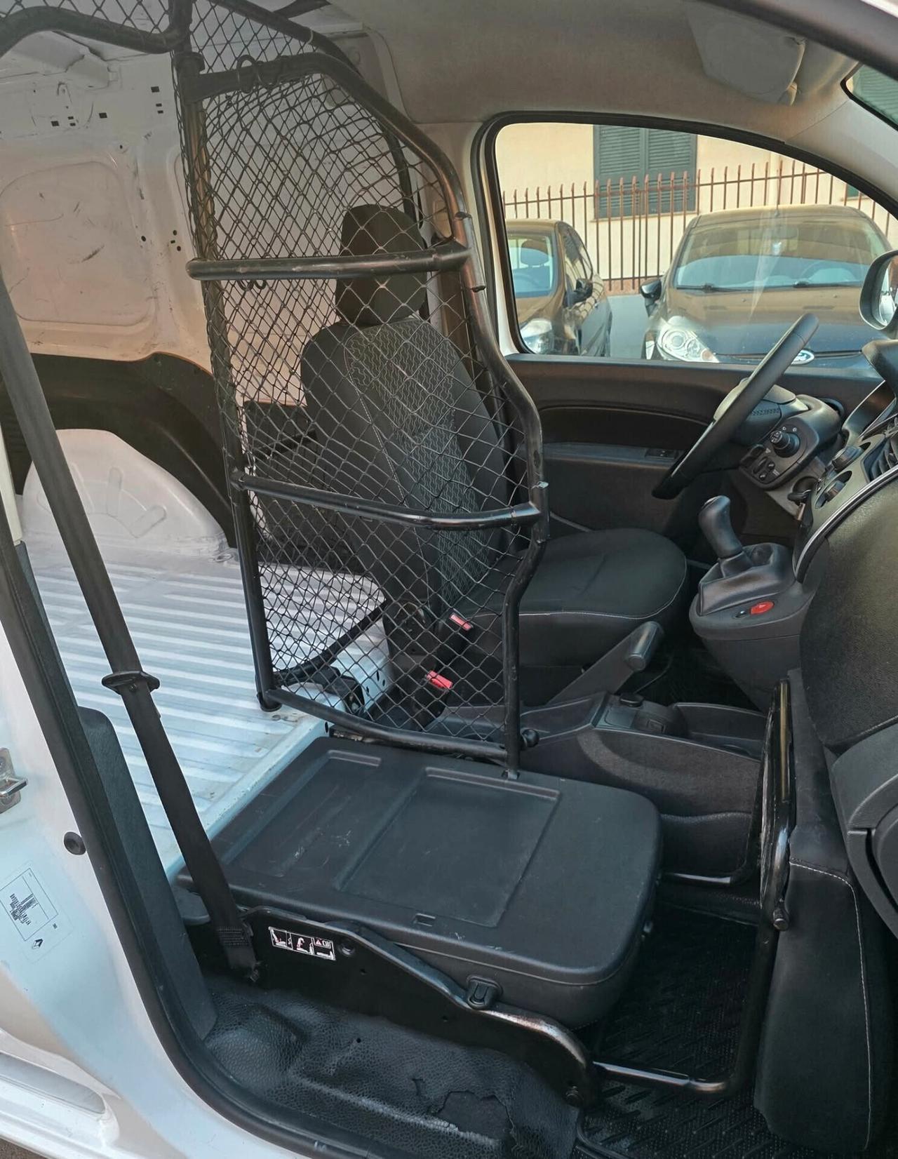 Renault Kangoo 1.5 dCi 75CV F.AP. 4p. Express