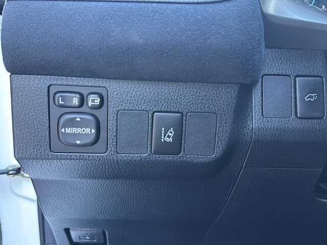 Toyota RAV4 2.5 Hybrid 2WD Lounge