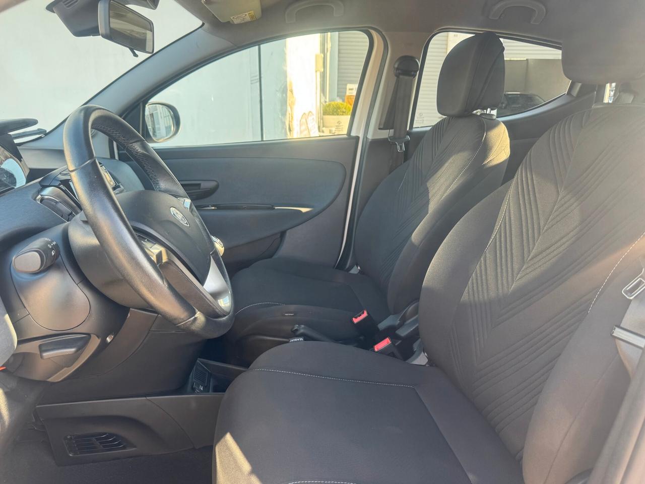 Lancia Ypsilon 1.0 FireFly 5 p. Gold- 2022