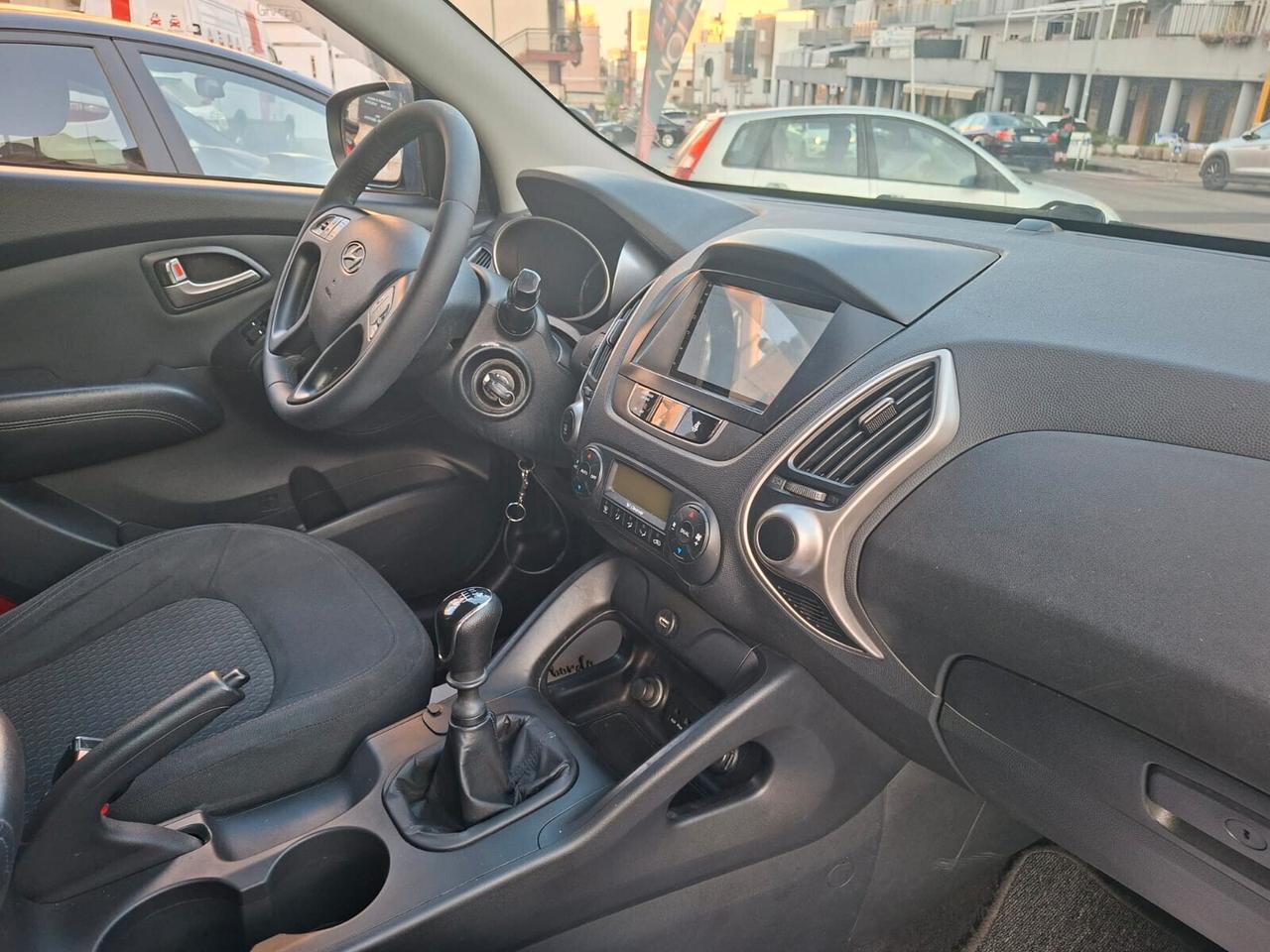 Hyundai iX35 1.7 CRDi Comfort * Navi * Garantita 12 Mesi