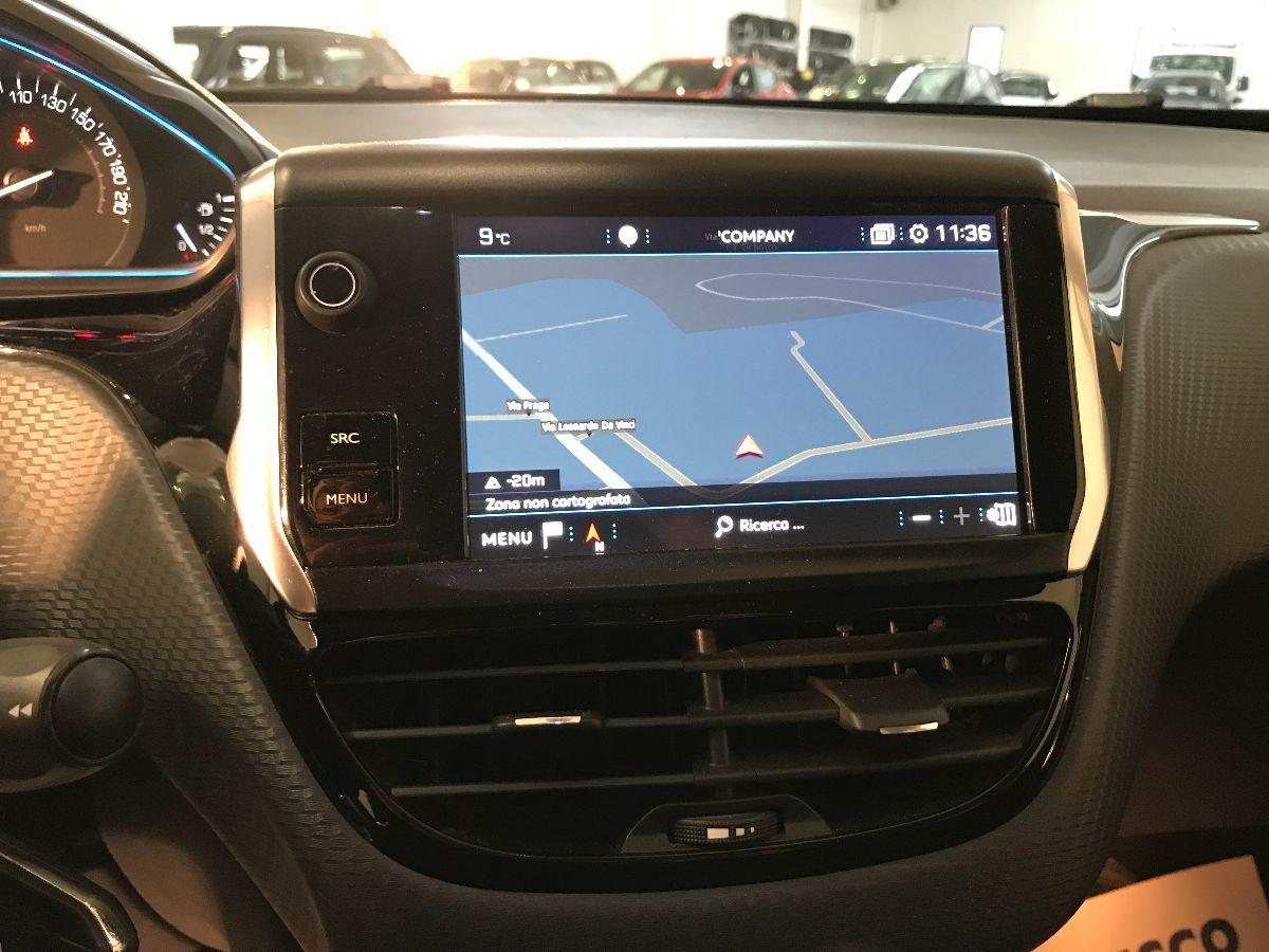 PEUGEOT 2008 1.6 BlueHDi 100 CV Allure