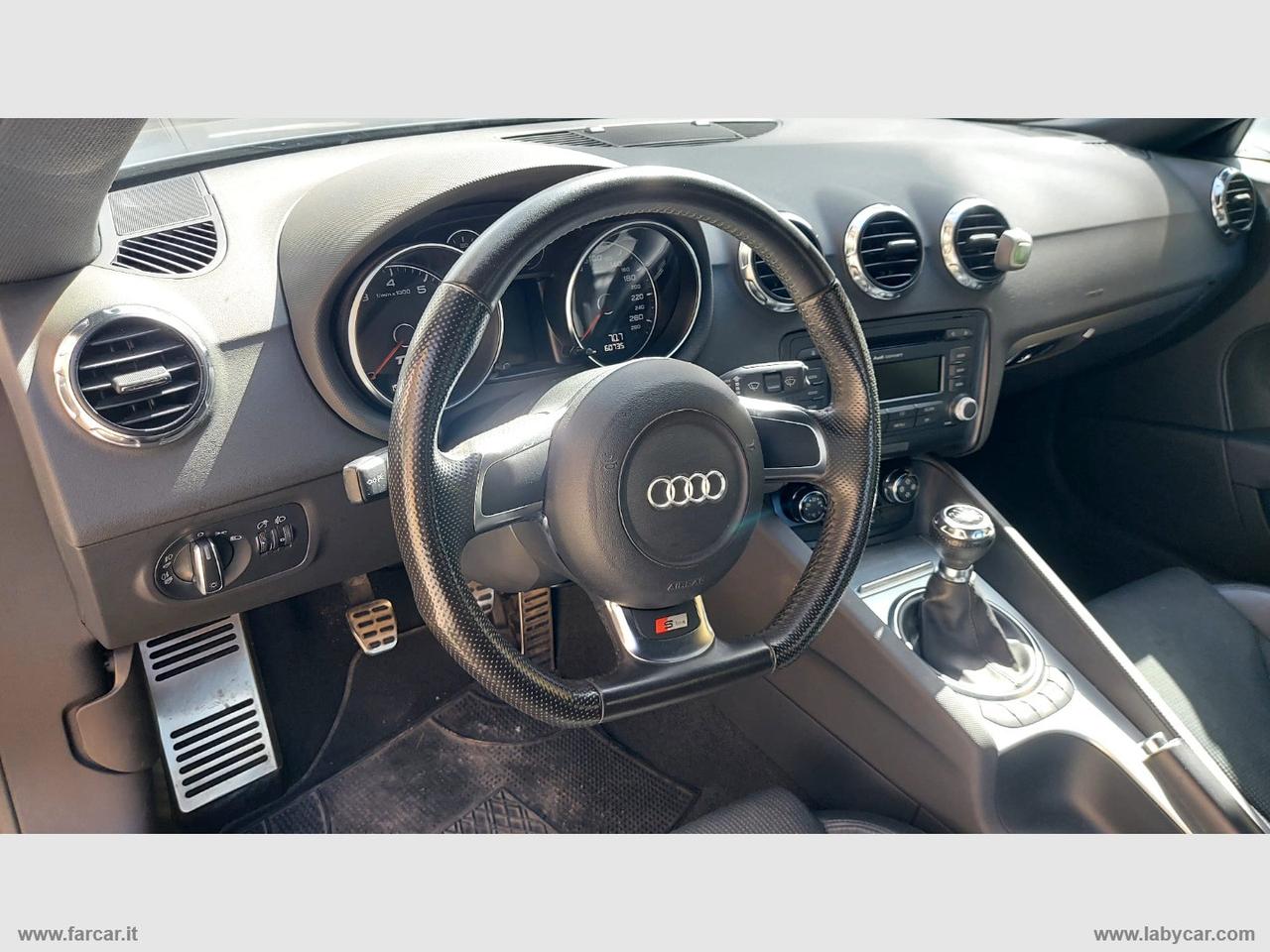 AUDI TT Coupé 1.8 TFSI Advanced plus S-LINE INTERIOR - EXTERIOR