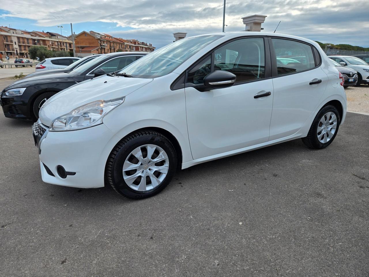 Peugeot 208 1.0 VTi 68 CV 5 porte Access