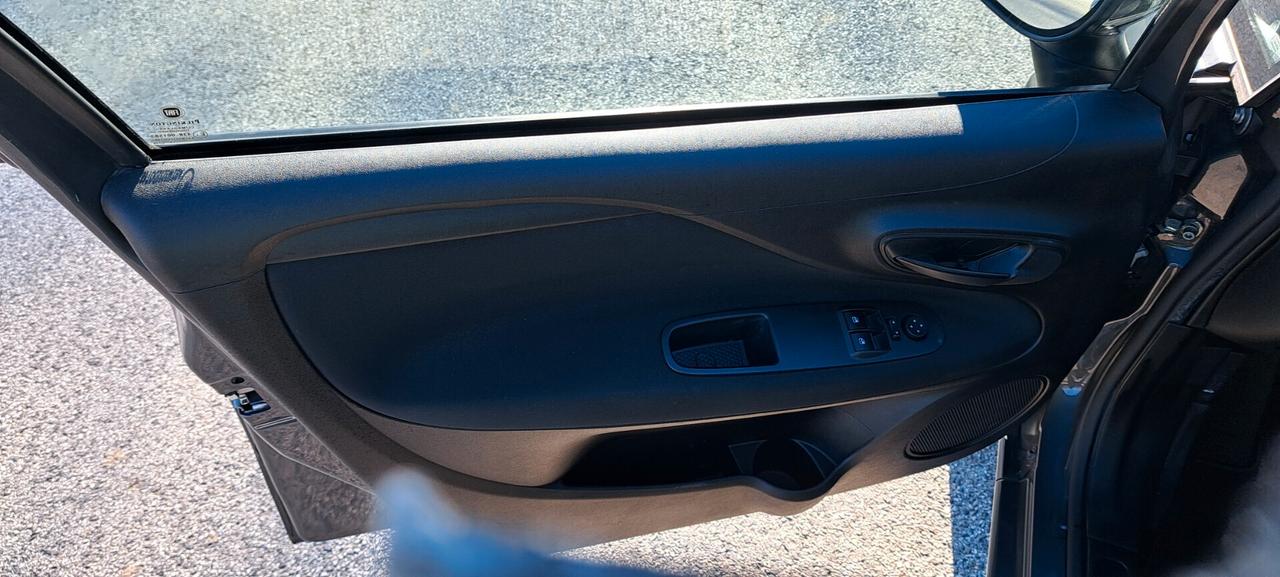 Fiat Grande Punto 1.4 8V 5 porte Natural Power Street