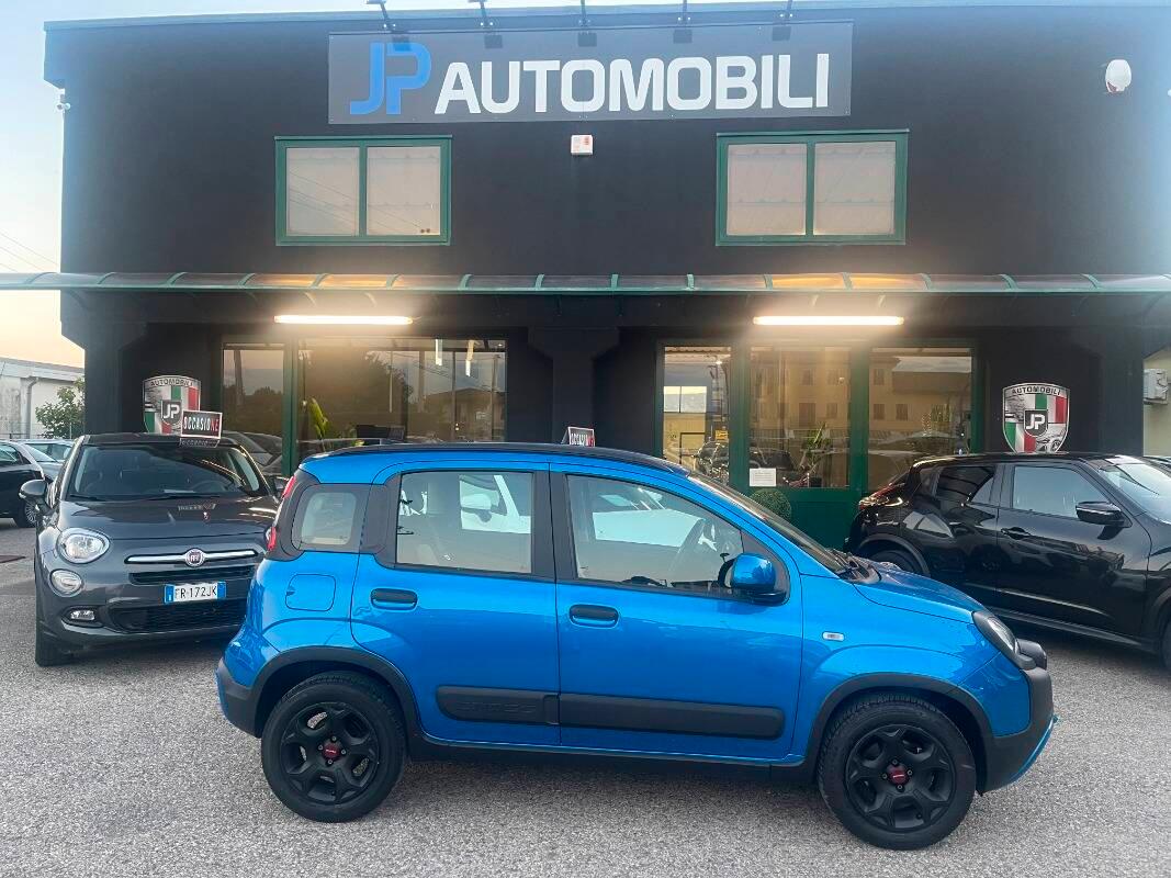 Fiat Panda Cross 1.0 firefly hybrid Cross s&s 70cv 5p.ti
