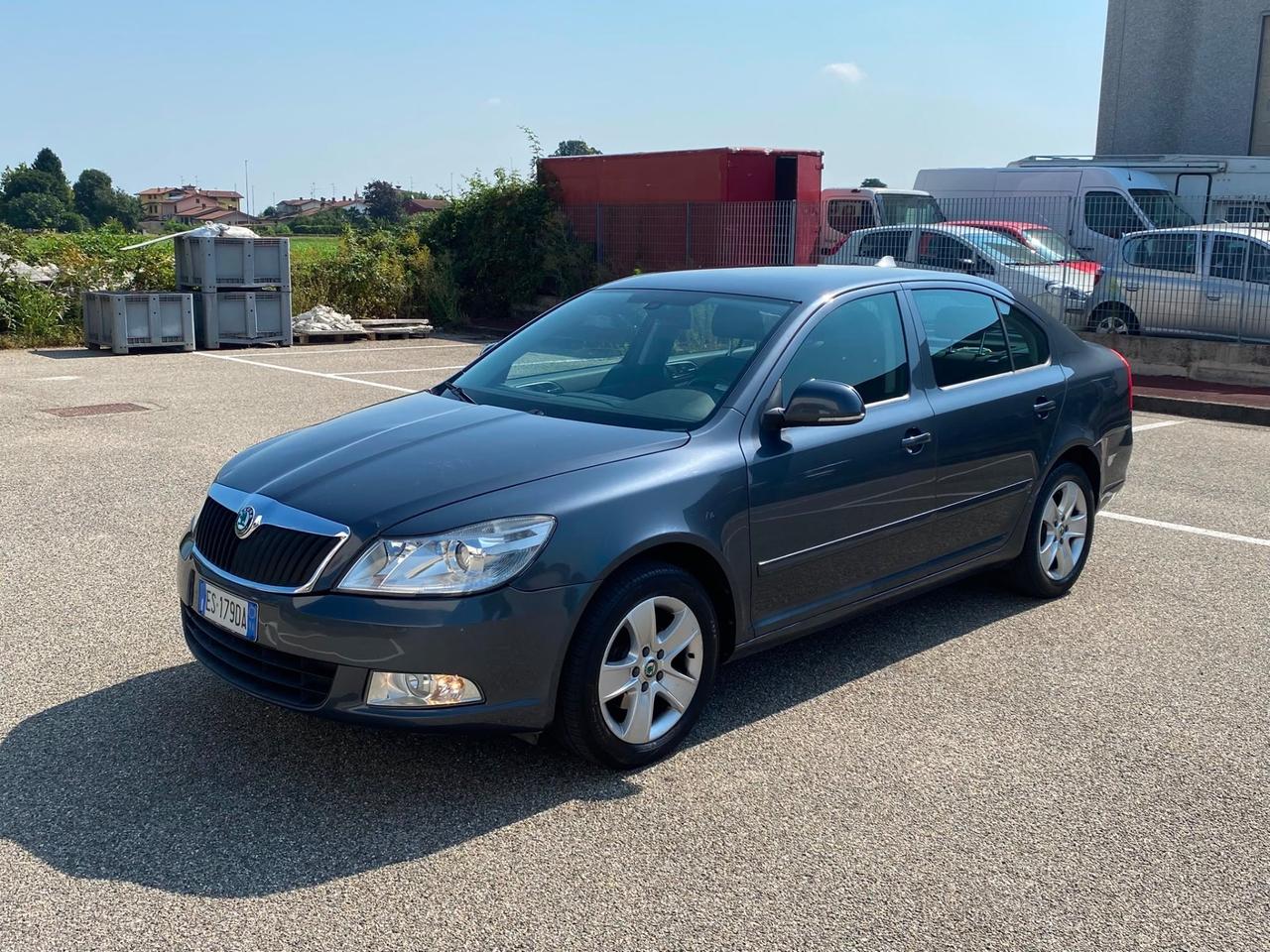 Skoda Octavia 1.6 TDI CR F.AP. Elegance