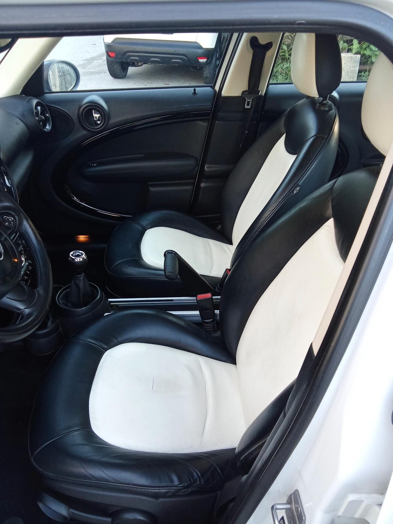 Mini Countryman 1.6 D 015