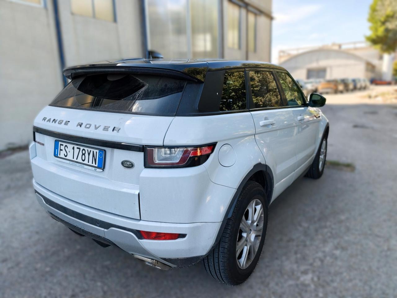 Land Rover Range Evoque 2.0 TD4 180 CV 5p. SE