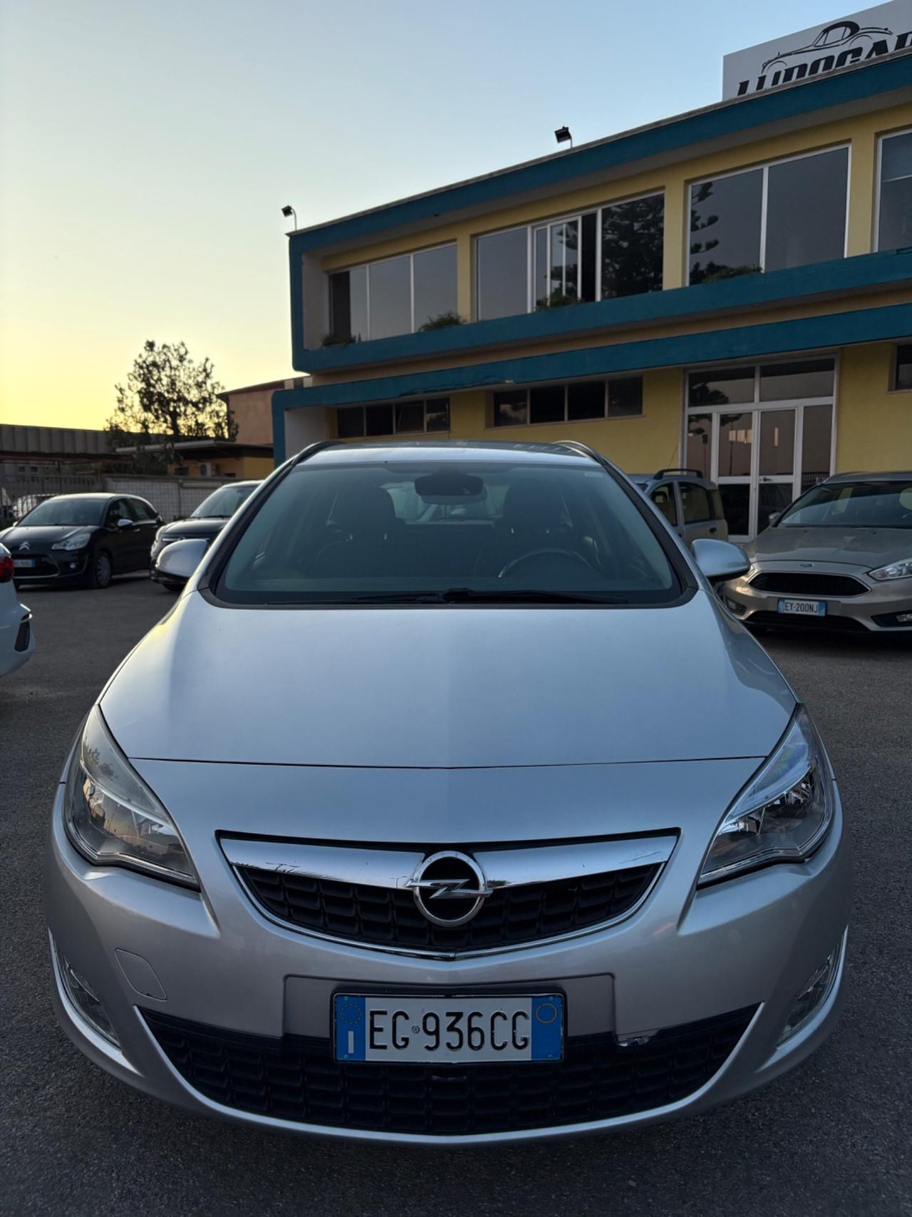 Opel Astra 1.7 CDTI 110CV Sports Tourer Cosmo