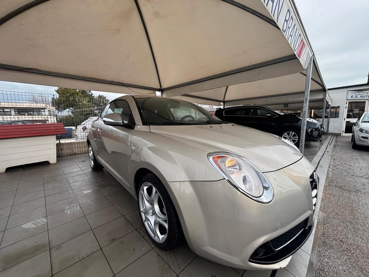 Alfa Romeo MiTo 1.3 JTDm 16V 90 CV Distinctive Sport Pack