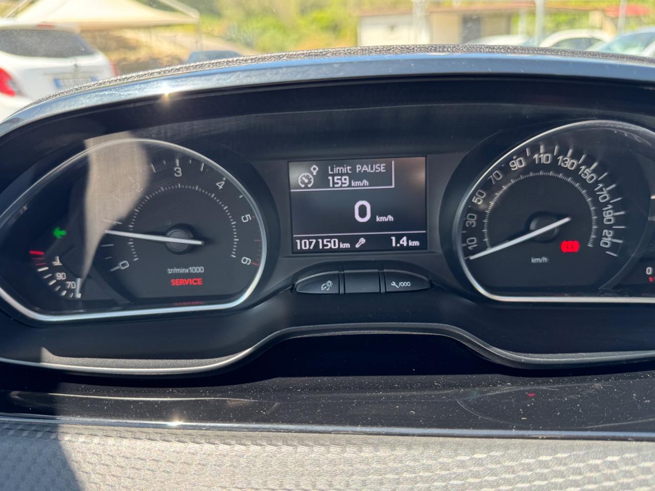 Peugeot 208 BlueHDi 100 5 porte Allure