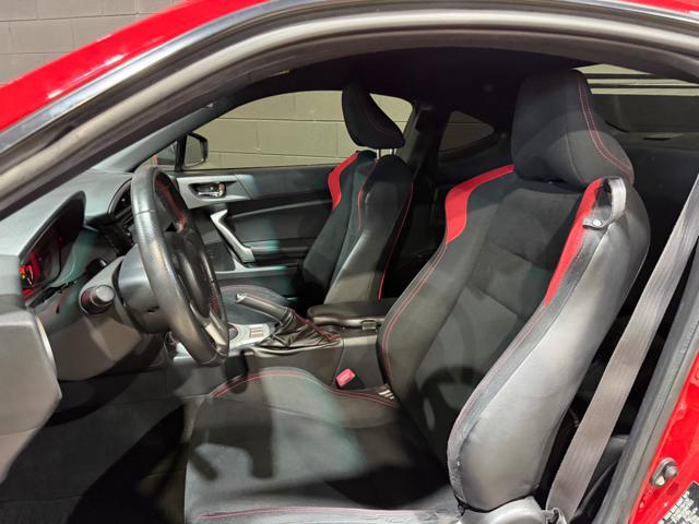 TOYOTA GT86 2.0 LIGHTNING RED REALMENTE IN SEDE MANUALE