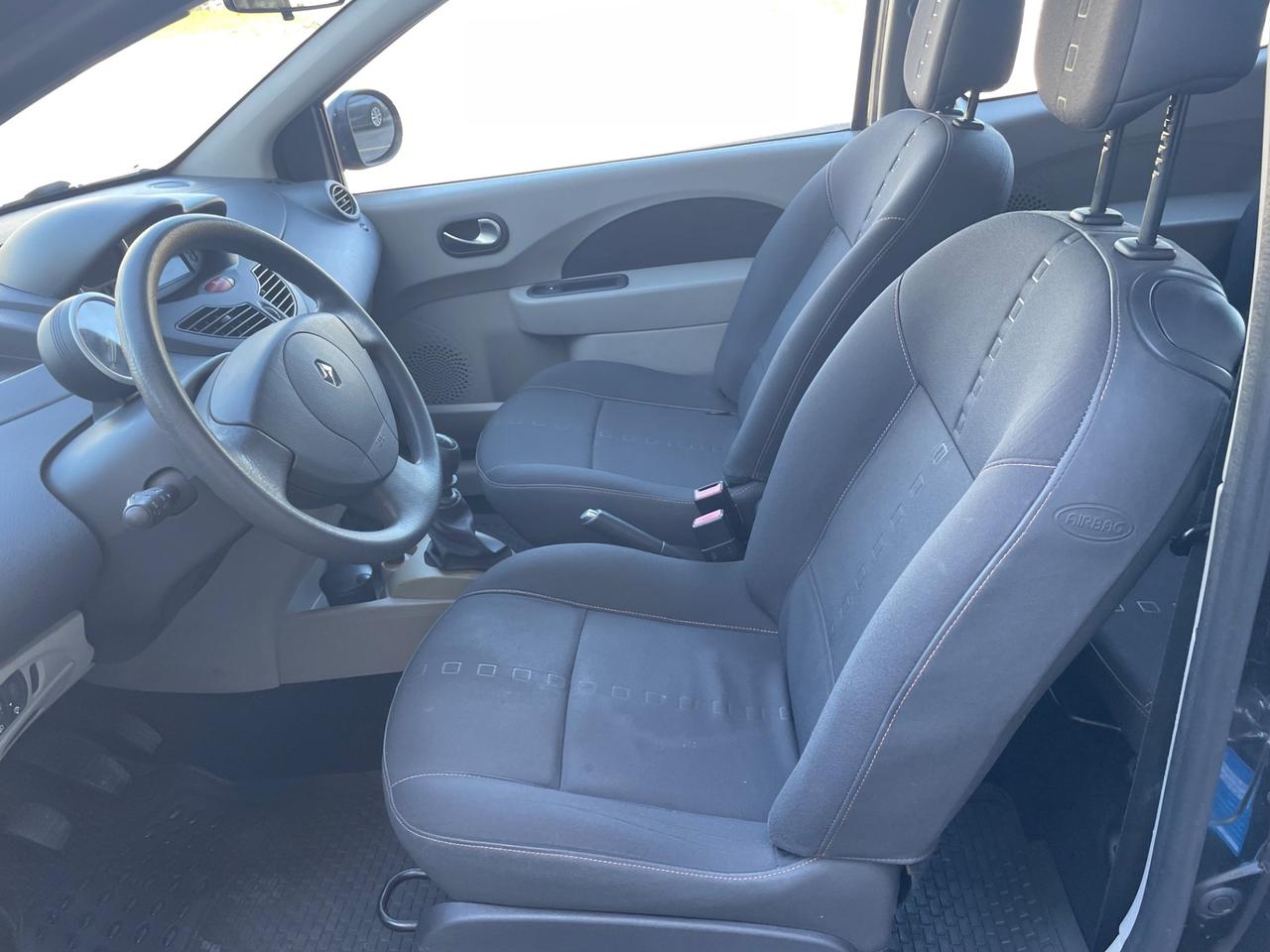 Renault Twingo 1.2 8V*Neopatentati*Solo 60000km*