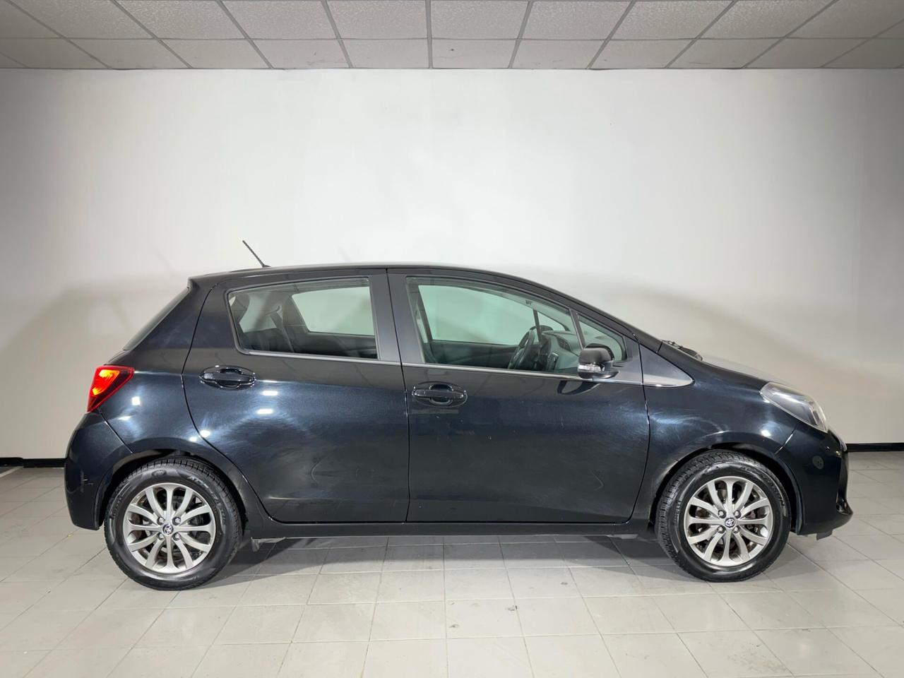 Toyota Yaris 1.0 5 porte Cool - SOLO 27000km