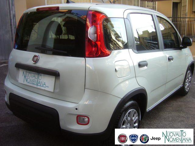 FIAT Panda 1.0 FireFly S&S Hybrid 5°Posto Pack City Km0