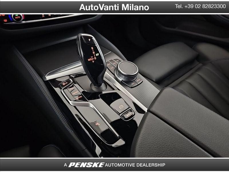 BMW Serie 5 530d Touring mhev 48V xdrive Msport auto