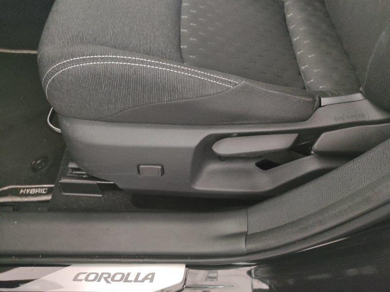 TOYOTA Corolla (2018-->) - Corolla Active 1.8 Hybrid