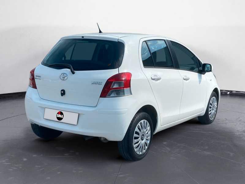 TOYOTA Yaris 5p 1.3 (dual) Sol c/vsc+trc