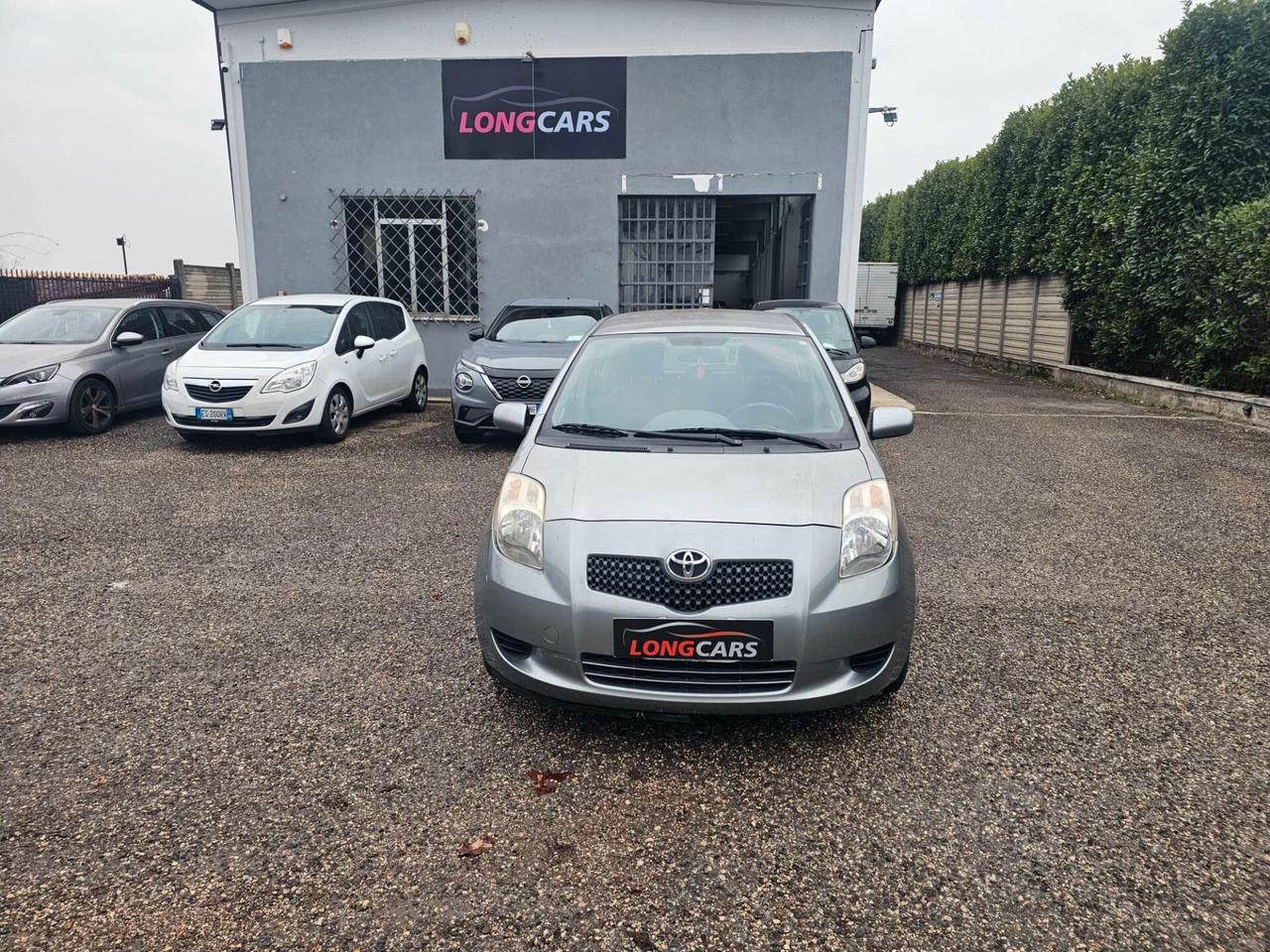 Toyota Yaris 1.0 5 porte Sol