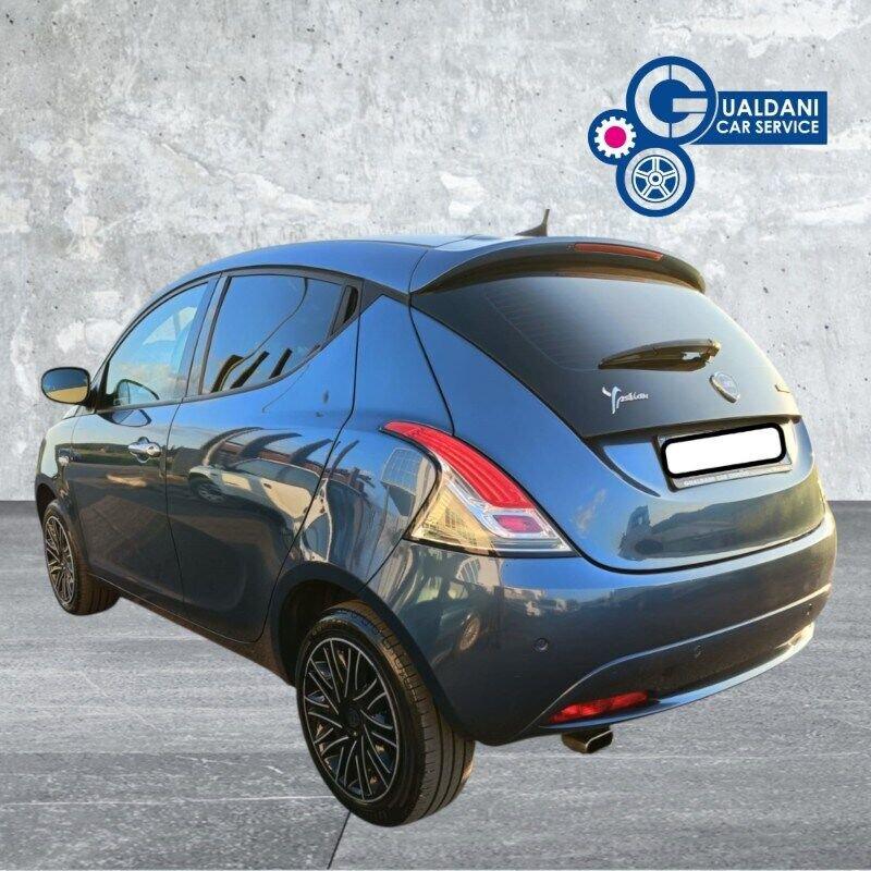 Lancia Ypsilon Ypsilon 1.0 FireFly 5 porte S&S Hybrid Ecochic Gold