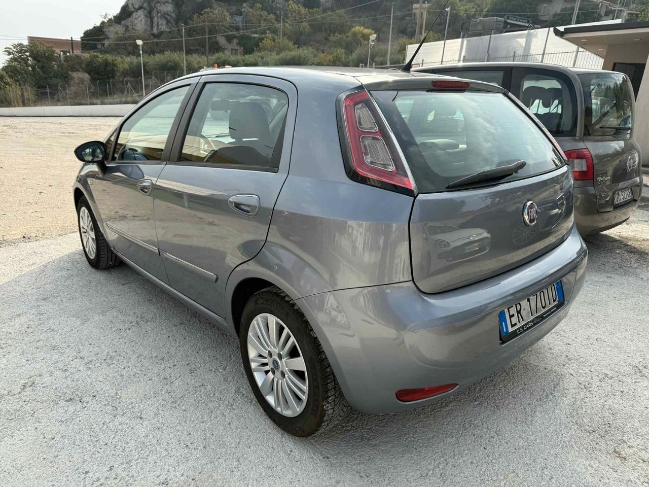 Fiat Punto 1.3 MJT II 75 CV 5 porte Easy