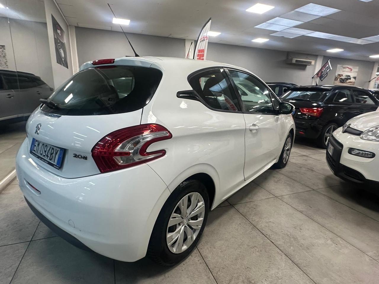 Peugeot 208 1.2 VTi 82 CV Gpl 3P. Allure Ok Neopatentati