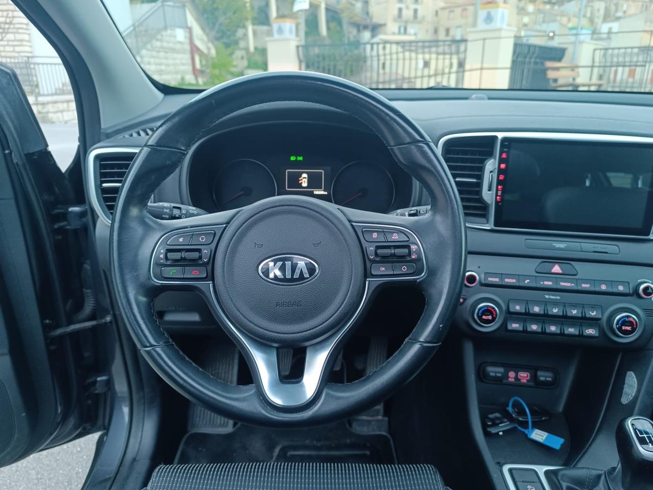 Kia Sportage 1.7 CRDI VGT 2WD high tech