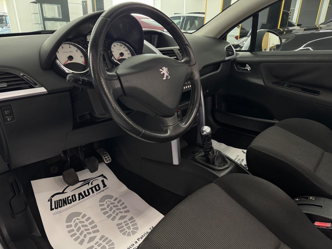 Peugeot 207 1.6 120CV Cabrio Roland Garros