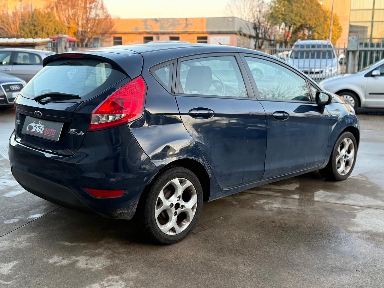 Ford Fiesta 1.4 TDCi 70CV 5 porte Titanium