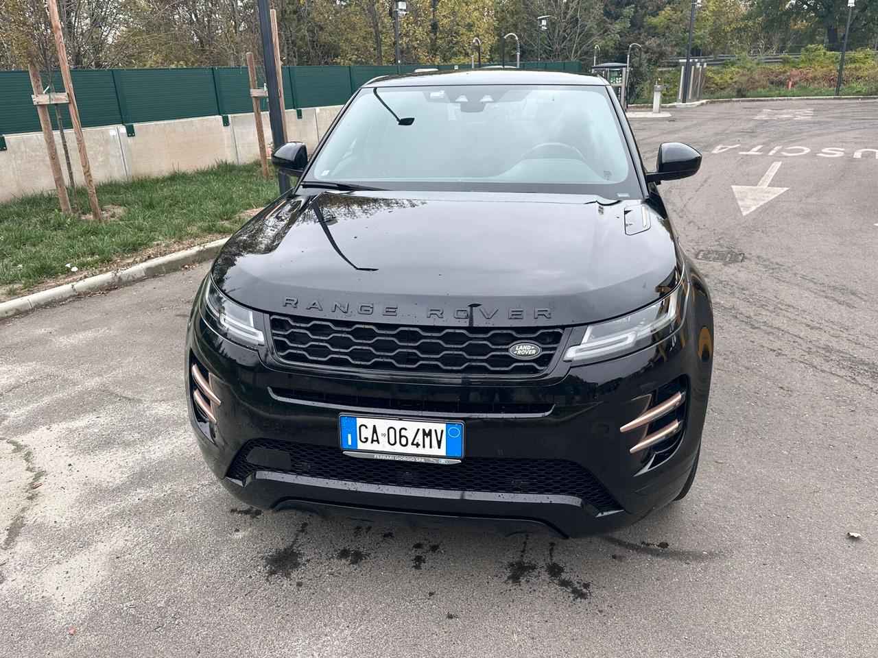 Land Rover Range Evoque 2.0D I4 180 CV AWD Auto First Edition. ALL BLACK