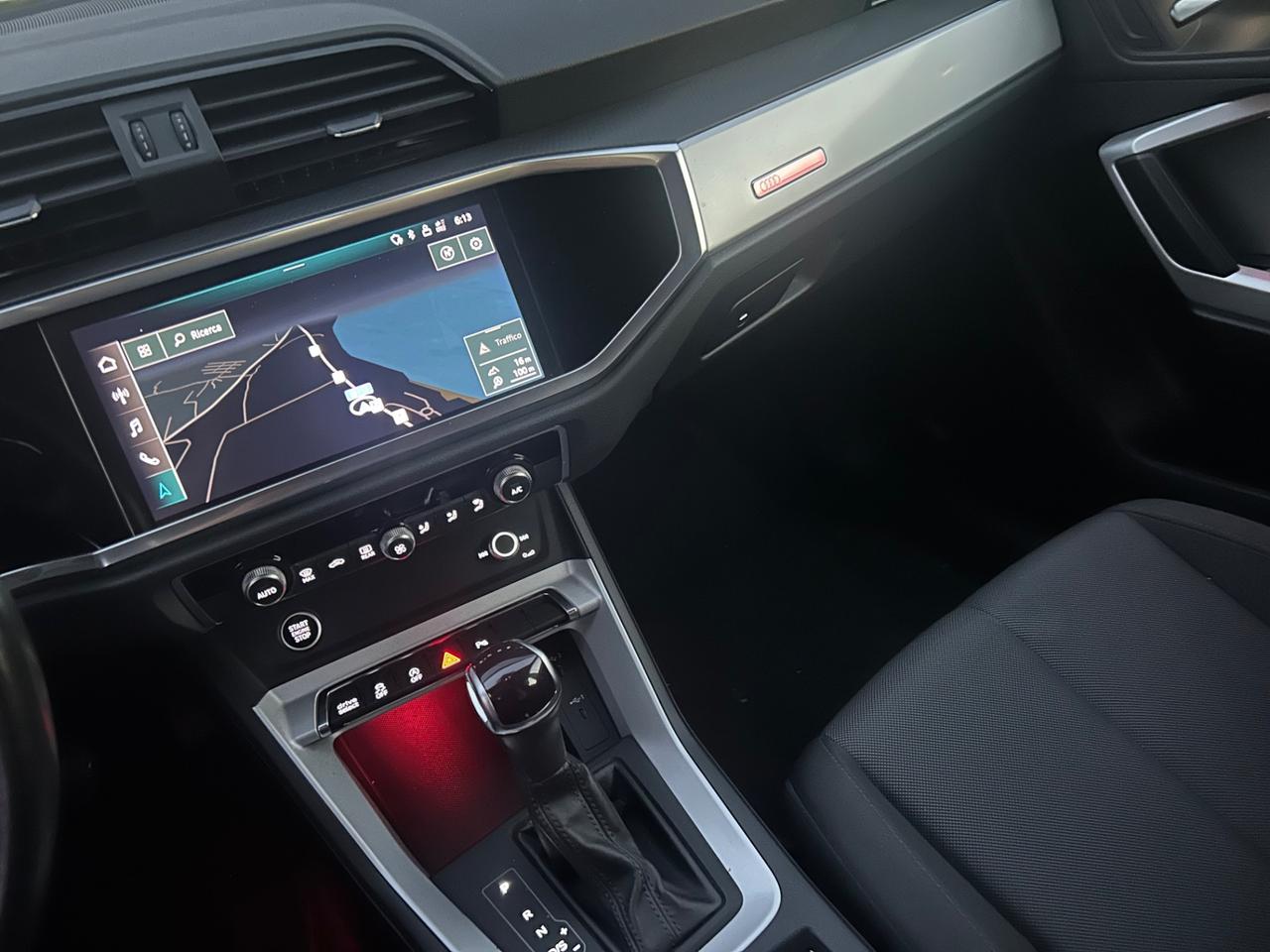 Audi Q3 35 TDI S tronic Business Advanced